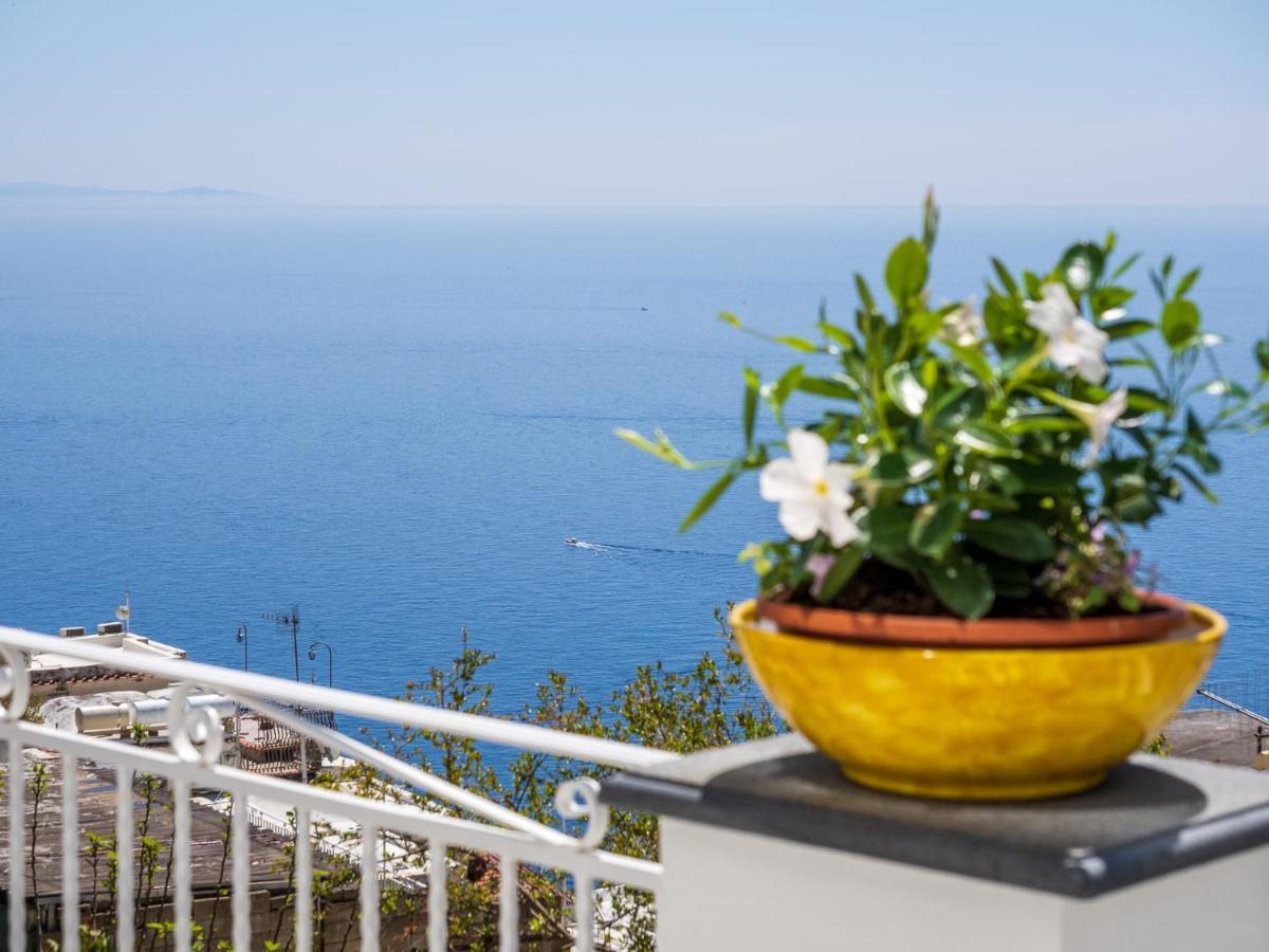 Appartement Blue Waves - De Vivo Realty Positano Extérieur photo